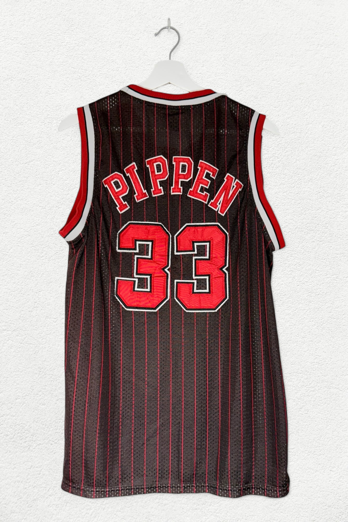 Scottie Pippen Chicago Bulls T-Shirt - M