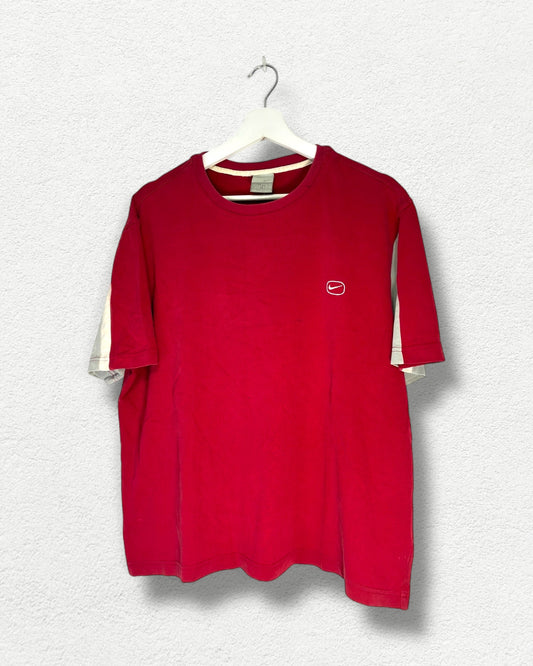 Nike Two-Tone Red & Beige T-Shirt - L