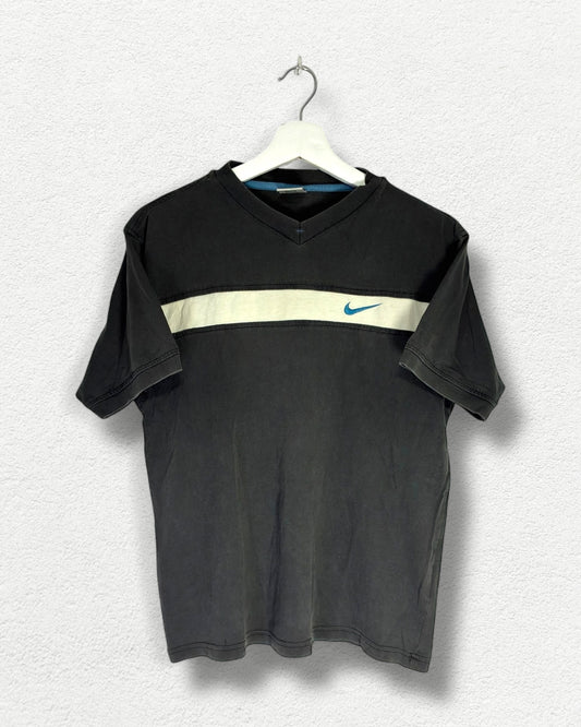 Nike V-Neck Tee - L