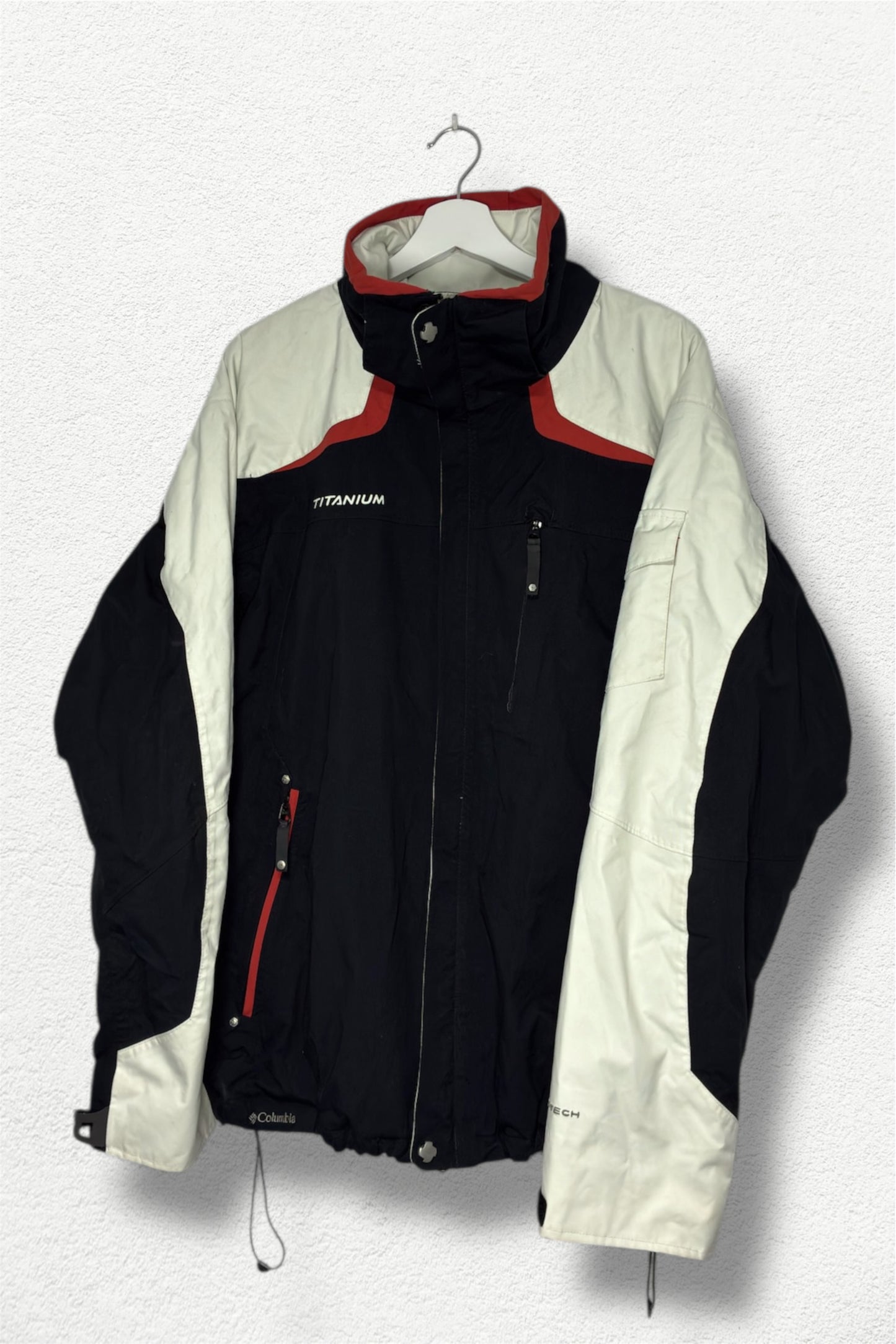 Columbia Titanium Ski Jacket – Size L