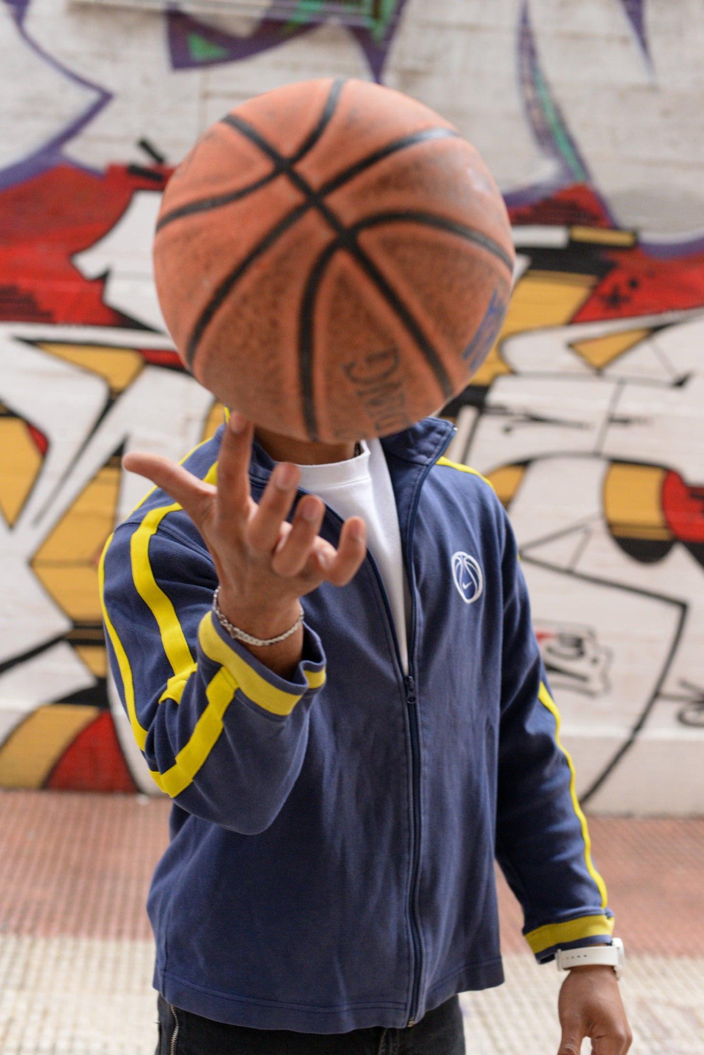 Nike Basketball Full Zip Jacket – Rare Retro Streetwear - S